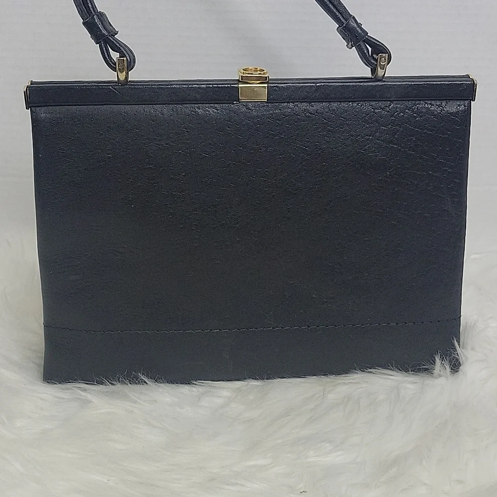×MODELL VINTAGE GOLD PFEIL Black‎ Leather Purse